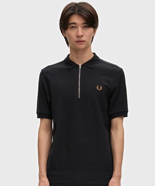 FRED PERRY(フレッドペリー)の「Crepe Pique Polo Shirt/クレープ鹿の子ポロシャツ(ポロシャツ・メンズ・ベージュ/ブラック/ブラウン系その他/ブラウン・L/M/S)」の19枚目の写真