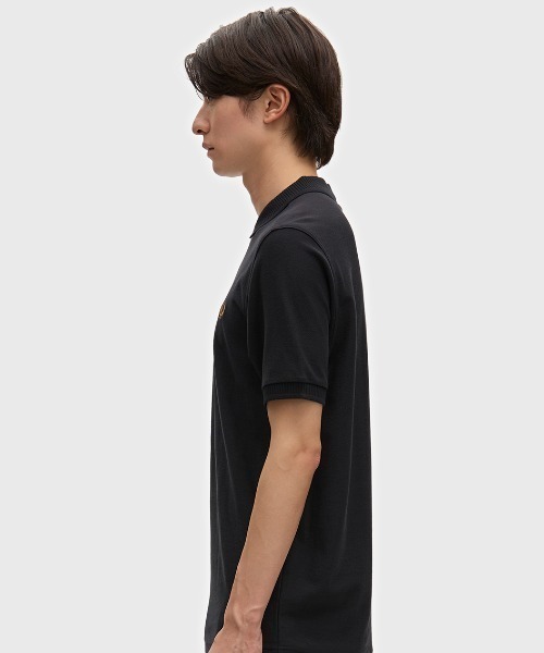 FRED PERRY(フレッドペリー)の「Crepe Pique Polo Shirt/クレープ鹿の子ポロシャツ(ポロシャツ・メンズ・ベージュ/ブラック/ブラウン系その他/ブラウン・L/M/S)」の20枚目の写真