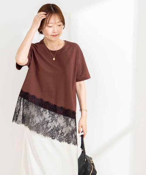 NOLLEY’S Sophi(ノーリーズソフィ)の「【BECシリーズ】ウォッシャブル裾レースイレヘムTシャツ(Tシャツ/カットソー・レディース・オフホワイト/ブラウン/ブラック・38)」の7枚目の写真