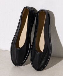 BEARDSLEY | 《CORSO ROMA 9》レザーフラットシューズ(その他シューズ)