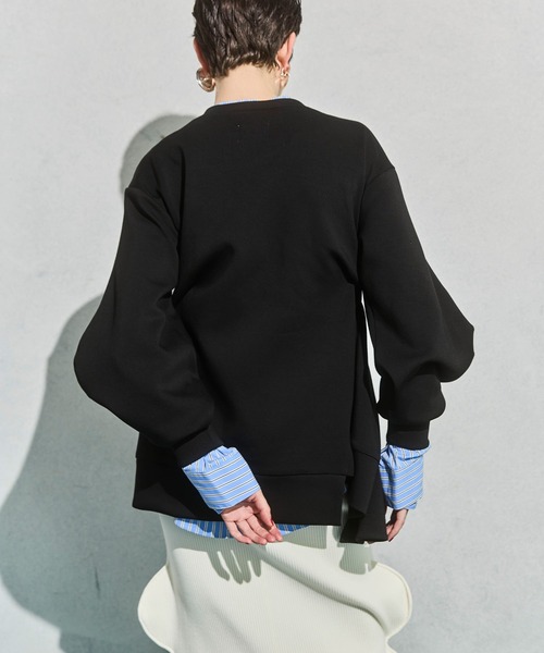 OMMO（オーエムエムオー）の「DOUBLE CURVE SLEEVE TOP（スウェット・レディース・ブラック/グレー/ボルドー・F）」の5枚目の写真
