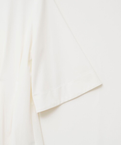 NOLLEY’S(ノーリーズ)の「《接触冷感/UVカット》ウォッシャブルハイスペックジャージペプラムプルオーバー(Tシャツ/カットソー・レディース・ブラック/オフホワイト/ベージュ・38)」の14枚目の写真