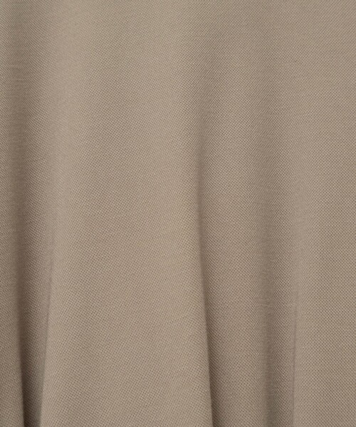 NOLLEY’S(ノーリーズ)の「《接触冷感/UVカット》ウォッシャブルハイスペックジャージペプラムプルオーバー(Tシャツ/カットソー・レディース・ブラック/オフホワイト/ベージュ・38)」の21枚目の写真