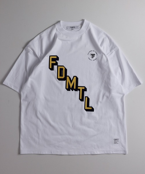 FDMTL(ファンダメンタル)の「FDMTL/ファンダメンタル/FLOCK LOGO TEE(Tシャツ/カットソー・メンズ・ホワイト/ネイビー・4/3/2/1)」の1枚目の写真