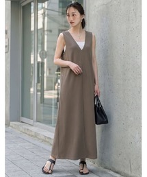 [接触冷感/UVカット97%以上/UPF50+/防シワ/低身長サイズ有］カットジョーゼットノースリーブVネックワンピース