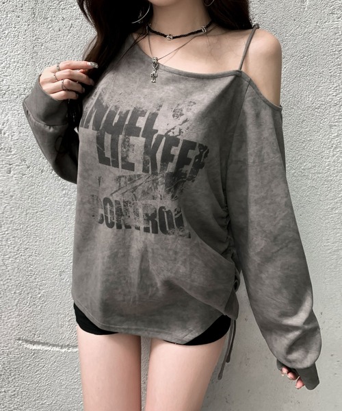VEILA(ヴェイラ)の「アシンメトリープリントワンショルダー長袖トップス(Tシャツ/カットソー・レディース・オリーブ/ブラック・フリー)」の11枚目の写真