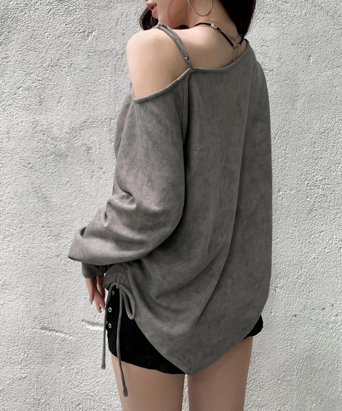 VEILA(ヴェイラ)の「アシンメトリープリントワンショルダー長袖トップス(Tシャツ/カットソー・レディース・オリーブ/ブラック・フリー)」の15枚目の写真
