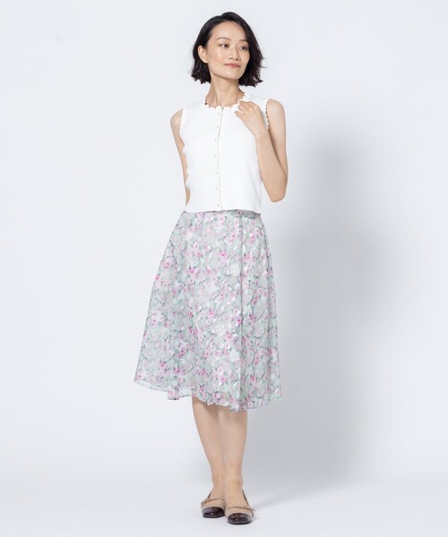 TOCCA(トッカ)の「GLASS ROSE スカート(スカート・レディース・ライトグリーン系5/ネイビー系5・0/4)」の6枚目の写真