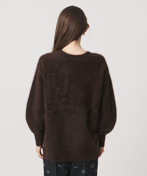 UNITED ARROWS(ユナイテッドアローズ)の「フォックスカシミヤ Vネック ニット(ニット/セーター・レディース・ダークブラウン/グレー/ブラック・FREE)」の8枚目の写真