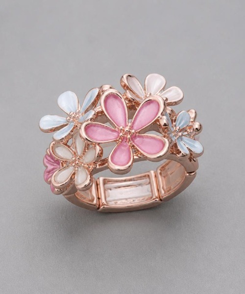 Burner(バーナー)の「【Sonu jewelry(ソヌジュエリー)】カラーフラワー ストレッチリング son-ring-34-9(リング・レディース・ブルー系その他/イエロー/レッド/ブラック/ブルー系その他4/ブルー系その他5/ブルー系その他3/ブルー系その他2/ブルー/パープル/ホワイト・FREE)」の11枚目の写真