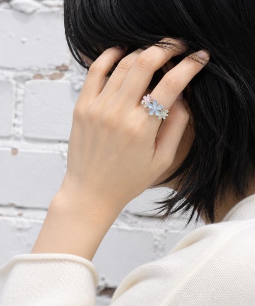 Burner(バーナー)の「【Sonu jewelry(ソヌジュエリー)】カラーフラワー ストレッチリング son-ring-34-9(リング・レディース・ブルー系その他/イエロー/レッド/ブラック/ブルー系その他4/ブルー系その他5/ブルー系その他3/ブルー系その他2/ブルー/パープル/ホワイト・FREE)」の8枚目の写真