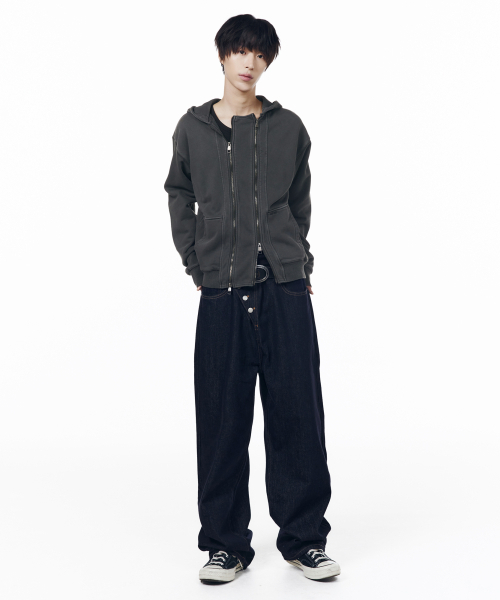 AAKAM(アーカム)の「Double Zippered Zip-Up Hoodie (Dark Gray)(パーカー・レディース・その他・1/2)」の8枚目の写真
