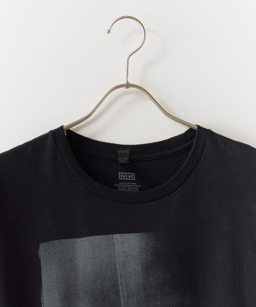 Chick(チック)の「NINE INCH NAILS/ナイン・インチ・ネイルズ SELF DESTRUCT 94 NineInchNalls Classic LOGO TEE フォトTシャツ グラフィックT 2026年 夏 夏服(Tシャツ/カットソー・メンズ・ブラック系その他・S)」の3枚目の写真
