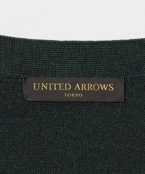 UNITED ARROWS(ユナイテッドアローズ)の「ハイゲージ カーディガン(カーディガン/ボレロ・メンズ・ダークグリーン/ネイビー・L/S/M)」の20枚目の写真