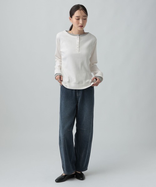 LEPSIM(レプシィム)の「ランダムテレコドッキングヘンリープルオーバー 1067563(Tシャツ/カットソー・レディース・ブラック/アイボリー/グレー・FREE)」の7枚目の写真