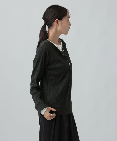 LEPSIM(レプシィム)の「ランダムテレコドッキングヘンリープルオーバー 1067563(Tシャツ/カットソー・レディース・ブラック/アイボリー/グレー・FREE)」の12枚目の写真