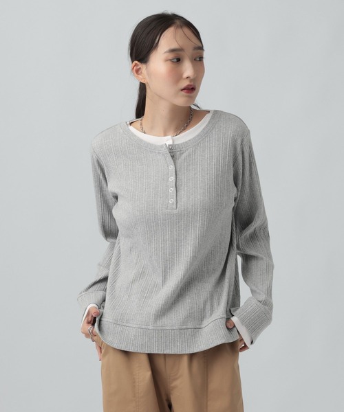 LEPSIM(レプシィム)の「ランダムテレコドッキングヘンリープルオーバー 1067563(Tシャツ/カットソー・レディース・ブラック/アイボリー/グレー・FREE)」の17枚目の写真