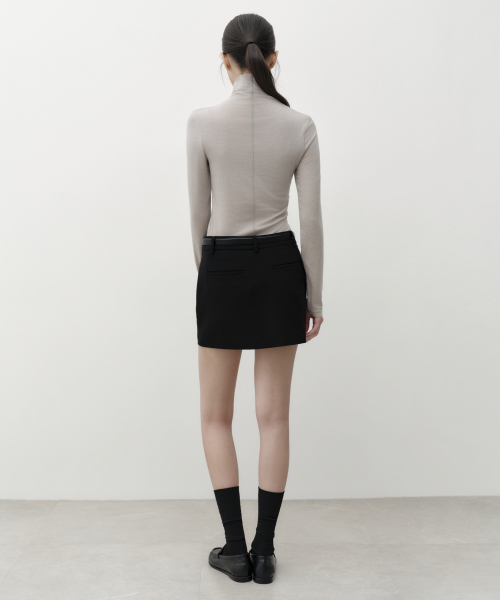 MUSINSA STANDARD WOMAN（ムシンサスタンダードウーマン）の「ウィメンズブラシドミニスカート[ブラック]（スカート・レディース・その他・X-SMALL/SMALL/MEDIUM/LARGE）」の3枚目の写真