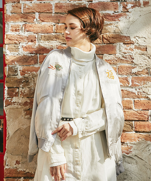 HYSTERIC GLAMOUR(ヒステリックグラマー)の「PARADISE刺繍 スカジャン(スカジャン・レディース・シルバー/ボルドー/ブラック・SMALL/MEDIUM)」の3枚目の写真