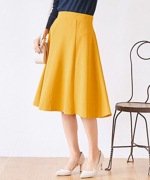 Pierrot（ピエロ）の「6面切替フレアスカート ロング丈（スカート・レディース・ネイビー/ブルー系その他/ベージュ/ブラック/ピンク系その他/グリーン系その他/グレー/オフホワイト/カーキ/ブルー系その他3/ボルドー/イエロー系その他/アクア/ピンク/モカ/ライトグレー/ミント/ライトブルー/ワインレッド/ブルー/ラベンダー/グリーン系その他2/レッド系その他・L/M）」の18枚目の写真