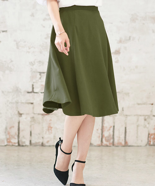 Pierrot（ピエロ）の「6面切替フレアスカート ロング丈（スカート・レディース・ネイビー/ブルー系その他/ベージュ/ブラック/ピンク系その他/グリーン系その他/グレー/オフホワイト/カーキ/ブルー系その他3/ボルドー/イエロー系その他/アクア/ピンク/モカ/ライトグレー/ミント/ライトブルー/ワインレッド/ブルー/ラベンダー/グリーン系その他2/レッド系その他・L/M）」の7枚目の写真