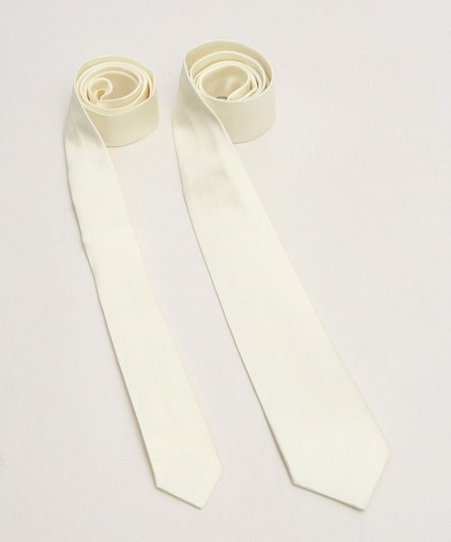 an meets zakka（アンミツザッカ）の「an meets zakka バリエーションカラーネクタイ（ネクタイ・メンズ・ブラック/ネイビー/ホワイト/ワインレッド/ブラウン/H/I/A/E/F/G/B/C/D/ライトブルー/ラベンダー/ブルー/グリーン/グレー/レッド/パープル/イエロー/ピンク/カーキ/ベージュ/チャコール/マスタード/オレンジ/コバルトブルー/シルバー/チェリーピンク/アクア/アイボリー/エメラルド/ブルーパープル/ライム・SMALL/LARGE/MEDIUM）」の3枚目の写真