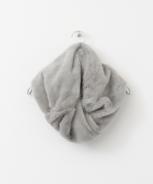 SENSE OF PLACE by URBAN RESEARCH(センスオブプレイスバイアーバンリサーチ)の「フェイクファースヌード(ストール/ショール・レディース・ネイビー/グレー/ダークグレー・ONE)」の2枚目の写真