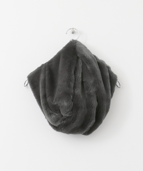 SENSE OF PLACE by URBAN RESEARCH(センスオブプレイスバイアーバンリサーチ)の「フェイクファースヌード(ストール/ショール・レディース・ネイビー/グレー/ダークグレー・ONE)」の6枚目の写真