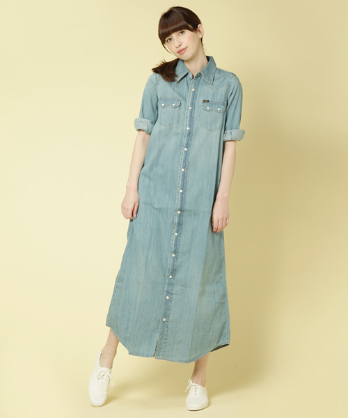 Lee（リー）の「[Lee(リー）] デニムマキシワンピース（ワンピース・レディース・ネイビー/ライトブルー・SMALL/MEDIUM）」の3枚目の写真