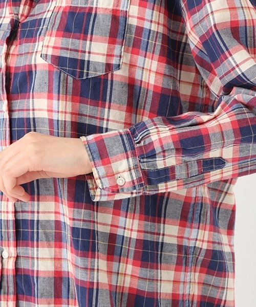 niko and...(ニコアンド)の「コットンリネンマドラスチェックシャツ(シャツ/ブラウス・レディース・パープル/ブルー/グリーン/オレンジ・LARGE/MEDIUM)」の15枚目の写真