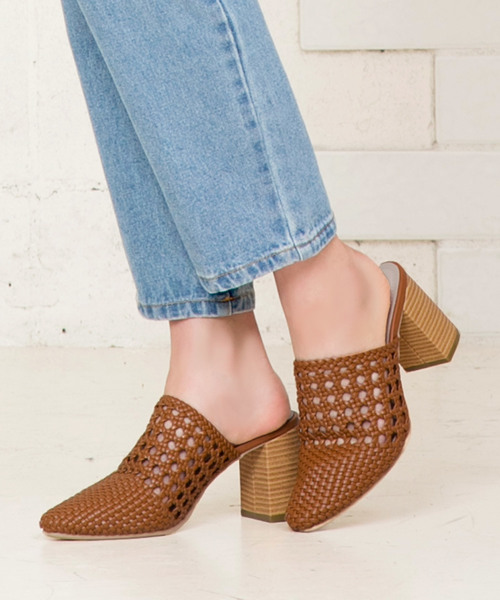 KOBE LETTUCE（コウベレタス）の「メッシュ編み太チャンキーヒールサボサンダル レディース シューズ ミュール スリッパサンダル[I1467]神戸レタス（サンダル・レディース・ホワイト/ベージュ/キャメル/ブラック・L/LL/M/S）」の4枚目の写真