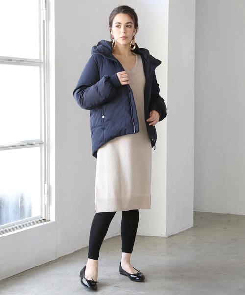 coen（コーエン）の「フーデッドショートダウン（アウター/ダウンジャケット/ダウンコート/ブルゾン）（ダウンジャケット/コート・レディース・ネイビー/ブラック/ワイン・LARGE/MEDIUM）」の4枚目の写真