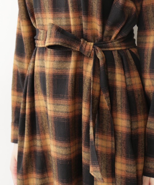 N.（N. Natural Beauty Basic）（エヌエヌナチュラルビューティーベーシック）の「◆オンブレーチェックワンピース（ワンピース・レディース・ブラック系その他/ベージュ系その他・MEDIUM）」の4枚目の写真