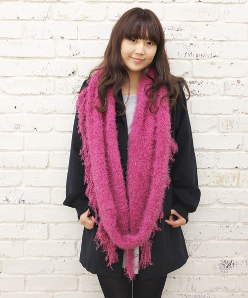 Kastane（カスタネ）の「【Kastane】フワーンケープ（ストール/ショール・レディース・オフホワイト/ターコイズブルー/グレー/ピンク/ネイビー・FREE）」の5枚目の写真