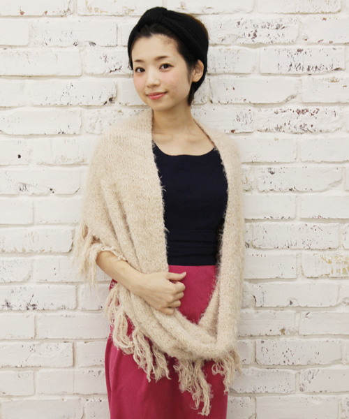 Kastane（カスタネ）の「【Kastane】フワーンケープ（ストール/ショール・レディース・オフホワイト/ターコイズブルー/グレー/ピンク/ネイビー・FREE）」の12枚目の写真