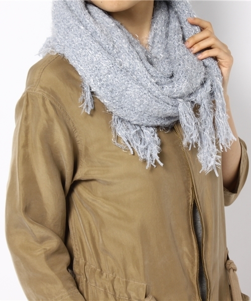 Kastane（カスタネ）の「【Kastane】フワーンケープ（ストール/ショール・レディース・オフホワイト/ターコイズブルー/グレー/ピンク/ネイビー・FREE）」の8枚目の写真