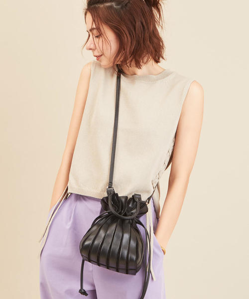 BEAUTY&YOUTH UNITED ARROWS（ビューティーアンドユースユナイテッドアローズ）の「BY∴ コンビパネルミニドローストトートバッグ -2WAY- ο（トートバッグ・レディース・ブラック/ライム/ライトグレー/オフホワイト・FREE）」の2枚目の写真