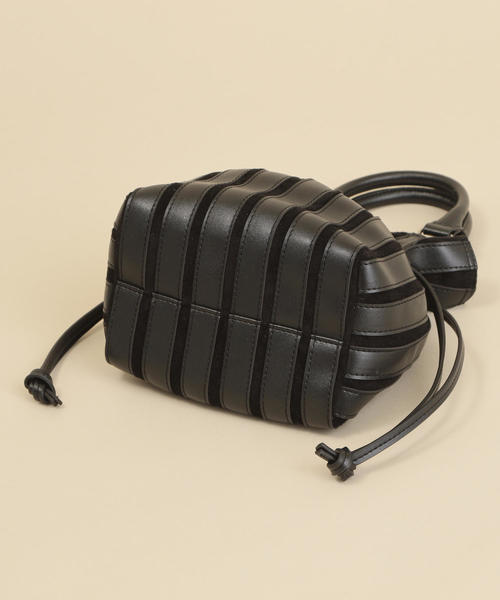 BEAUTY&YOUTH UNITED ARROWS（ビューティーアンドユースユナイテッドアローズ）の「BY∴ コンビパネルミニドローストトートバッグ -2WAY- ο（トートバッグ・レディース・ブラック/ライム/ライトグレー/オフホワイト・FREE）」の16枚目の写真