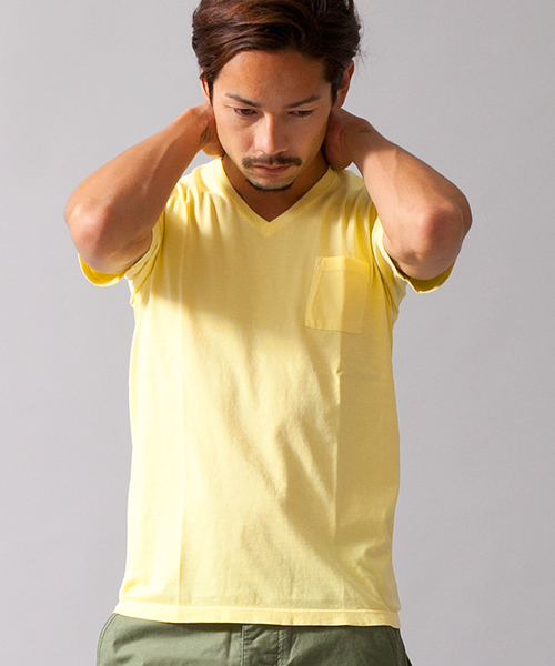 BEAUTY&YOUTH UNITED ARROWS（ビューティーアンドユースユナイテッドアローズ）の「BY チューブ 1ポケット Vネック ショートスリーブ カットソー ◆（Tシャツ/カットソー・メンズ・ホワイト/ダークグレー/ロイヤルブルー/イエロー/ライトブルー/ライトピンク/ライトグレー・MEDIUM/SMALL/LARGE/X-LARGE）」の6枚目の写真