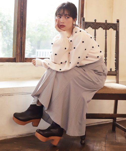 one after another NICE CLAUP(ワンアフターアナザーナイスクラップ)の「サイドゴアブーツ(ブーツ・レディース・アイボリー/ブラック/ダークブラウン・SMALL/MEDIUM/LARGE)」の10枚目の写真