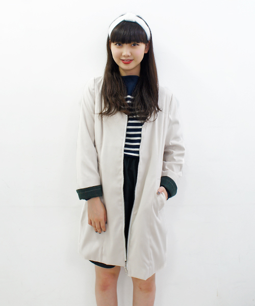 CIAOPANIC（チャオパニック）の「【Ciaopanic】Vネックノーカラーコート（ノーカラージャケット・レディース・オフホワイト/ベージュ/ネイビー/ブラック・FREE）」の2枚目の写真