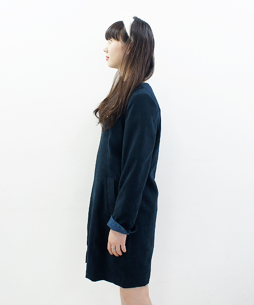 CIAOPANIC（チャオパニック）の「【Ciaopanic】Vネックノーカラーコート（ノーカラージャケット・レディース・オフホワイト/ベージュ/ネイビー/ブラック・FREE）」の11枚目の写真