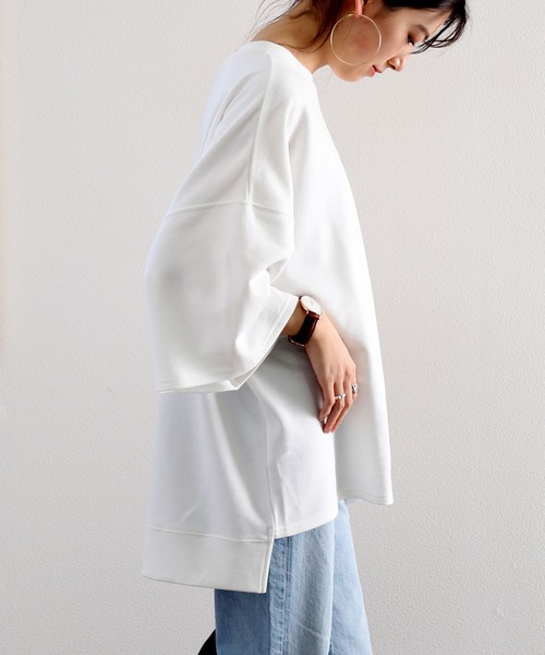 classicalelf（クラシカルエルフ）の「クルーネックバックスリットプルオーバー半端袖無地ミドル丈トレーナー（Tシャツ/カットソー・レディース・ベージュ/オフホワイト/ブラック・X-LARGE/MEDIUM/LARGE）」の5枚目の写真