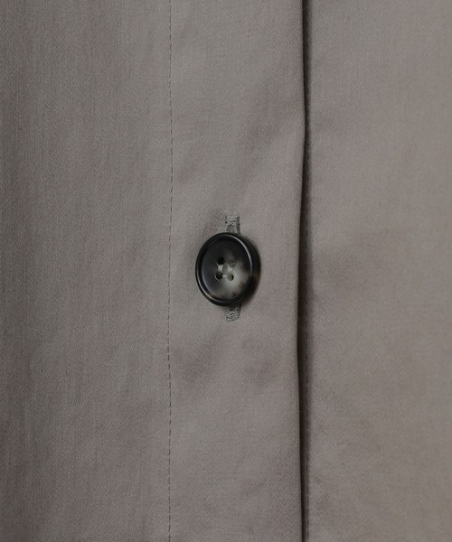 1er Arrondissement（プルミエアロンディスモン）の「綿サテンフレアーワンピース（シャツワンピース・レディース・グレイッシュベージュ/ベージュ/オフホワイト・38/36）」の11枚目の写真