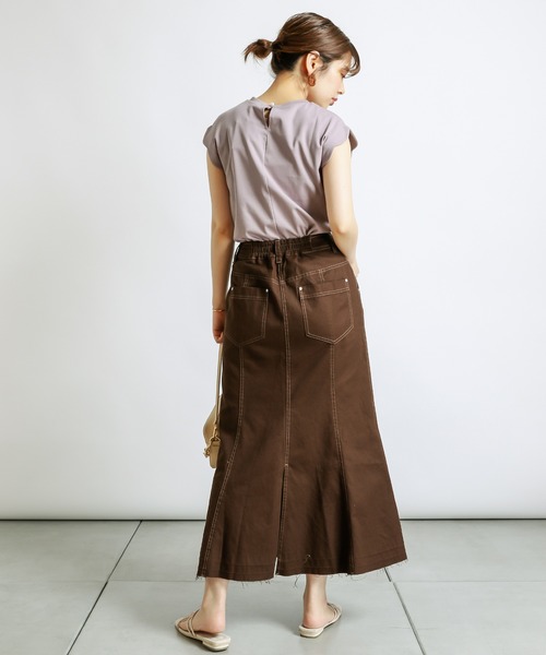 natural couture（ナチュラルクチュール）の「マーメイドフレアデニムスカート（デニムスカート・レディース・オフホワイト/ブラウン/ブルー/インディゴブルー・FREE）」の14枚目の写真