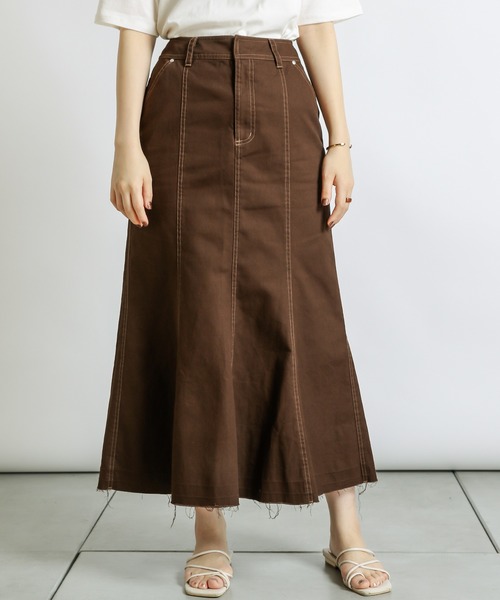 natural couture（ナチュラルクチュール）の「マーメイドフレアデニムスカート（デニムスカート・レディース・オフホワイト/ブラウン/ブルー/インディゴブルー・FREE）」の9枚目の写真