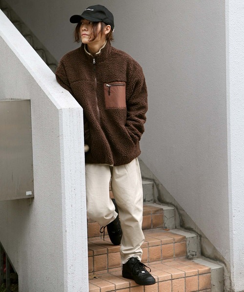 ZIP FIVE(ジップファイブ)の「シープボアフリーススタンドブルゾンジャケット(ブルゾン・レディース・ベージュ系/ブラウン/キャメル/ブラック/アイボリー/ブルー系/グリーン/ベージュ/ブラック系/パープル/ブラウン系・LARGE/MEDIUM/X-LARGE)」の14枚目の写真