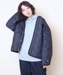 Champion | 【CHAMPION/チャンピオン】ミリタリーキルトジャケット　Ｃ３－Ｓ６１３　同色ロゴ刺繍　中綿入り　軽量(ブルゾン)