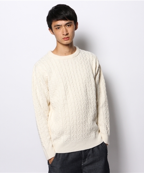 GIORDANO（ジョルダーノ）の「[GIORDANO]ローゲージケーブルニット（ニット/セーター・メンズ・ブルー/ブルー系その他/レッド/ホワイト/グレー/ダークグレー・LARGE/MEDIUM）」の2枚目の写真