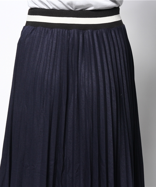 ROSE BUD（ローズバッド）の「【GLITTER掲載】S-LCTB-14203 PLEATED LONG SKIRT（スカート・レディース・グレー/レッド系その他/ネイビー/ライトブルー・ONE SIZE）」の10枚目の写真